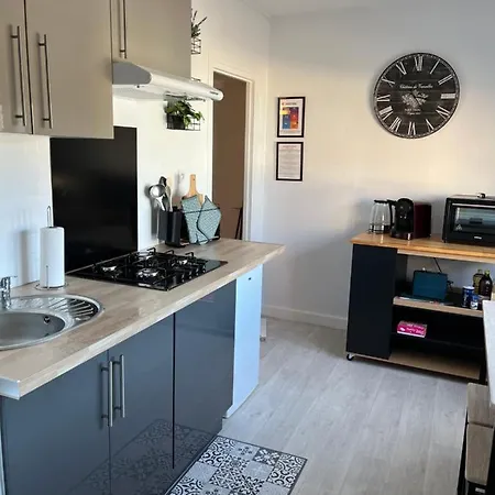 Appartement Tres Beau Studio Les Temps Heureux Situation Ideale 500m De La Fortifiee Et Proche Nausicaa